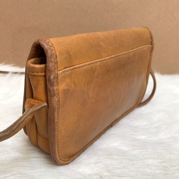 COACH Small USA Vintage Honey Brown Leather Turnlock XBody DINKY BAG #9375 - Picture 7 of 16